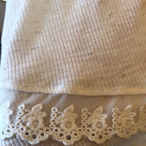 Altar’d State tunic top - Picture 2 of 2